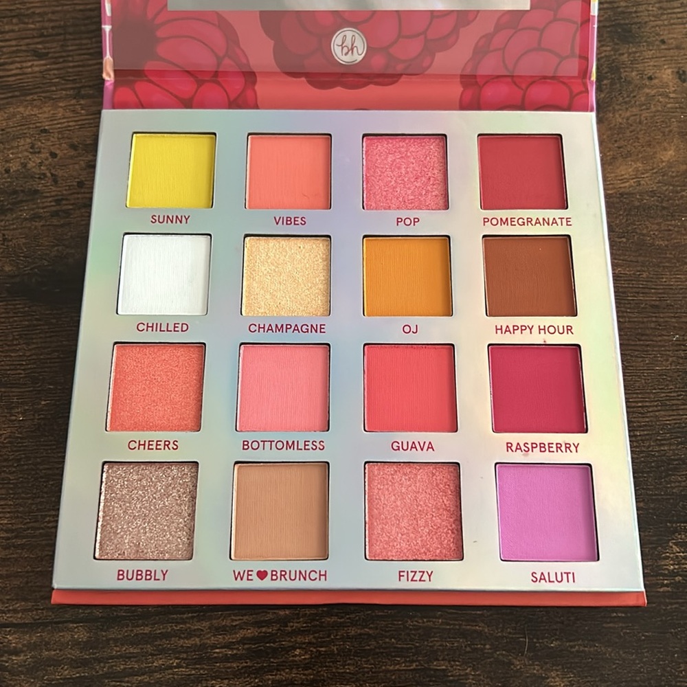 BH Cosmetics Weekend Vibes Mimosa Pallette
